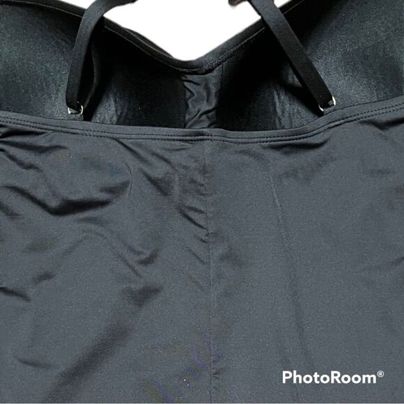 Liz Claiborne Black adjustable straps molded cups One Piece Swimsuit - Picture 4 of 5